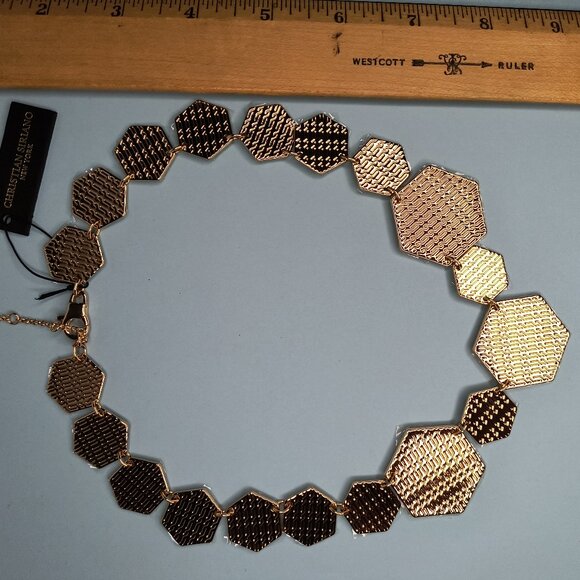 Christian Siriano Necklace Modern Geometric Hexagon Gold Tone Metalli Lo… - Picture 14 of 14